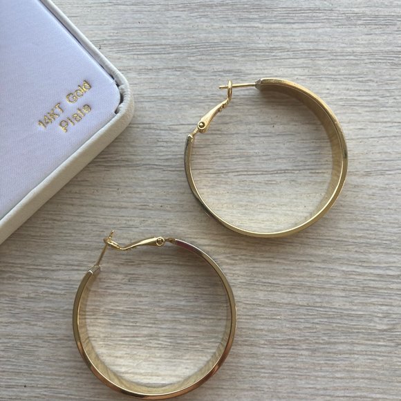 14K Gold Plated Hoop Earrings [ Oroclone] - Picture 4 of 4
